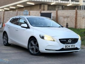 Volvo V40 1.6 T4 R-Design Lux Nav Powershift Euro 5 (s/s) 5dr