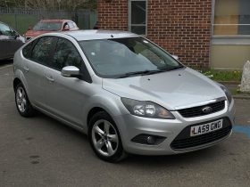 Ford Focus 1.6 Zetec 5dr