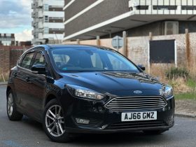 Ford Focus 1.0T EcoBoost Zetec Euro 6 (s/s) 5dr